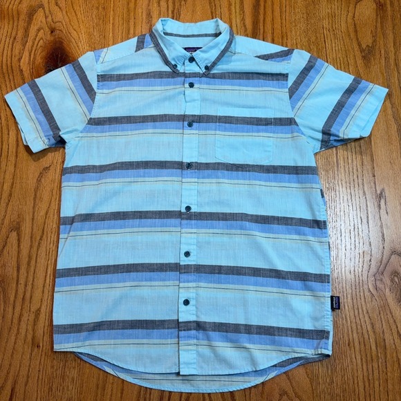 Patagonia Other - Patagonia Organic‎ Cotton Button Shirt Men's Medium Short Sleeve Blue Striped